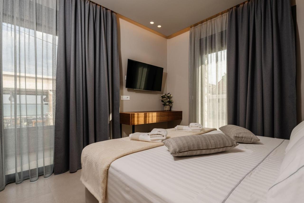 Horizon Apartments - Beachfront Luxury, By Zantewize ลากานาส ภายนอก รูปภาพ