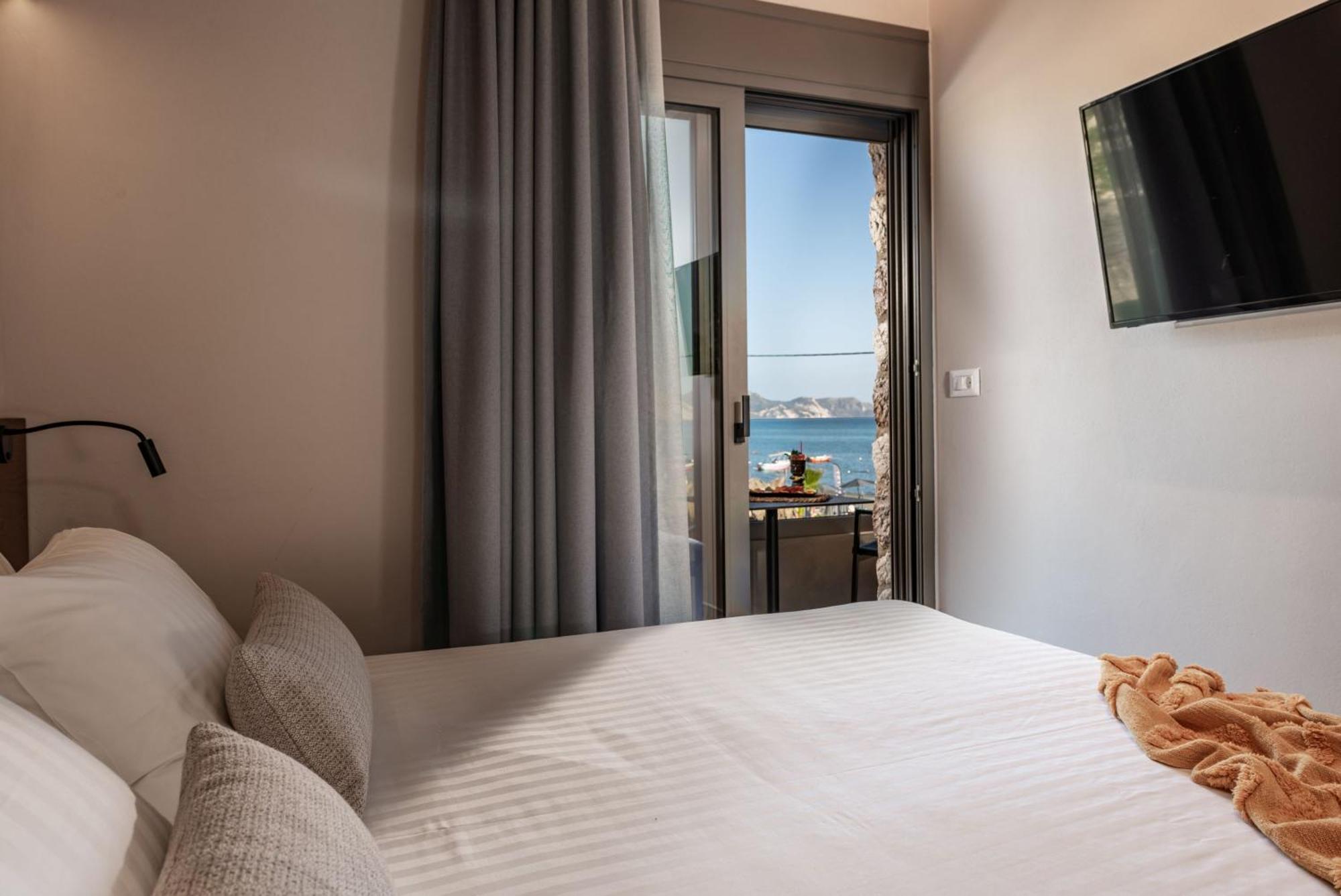 Horizon Apartments - Beachfront Luxury, By Zantewize ลากานาส ภายนอก รูปภาพ