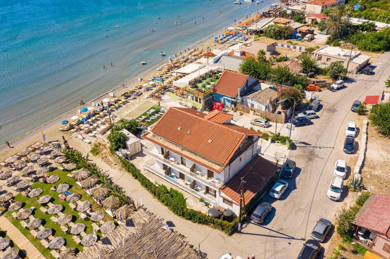 Horizon Apartments - Beachfront Luxury, By Zantewize ลากานาส ภายนอก รูปภาพ